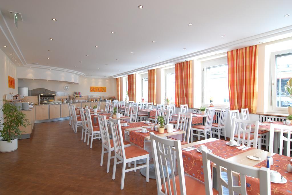 Hotel Amba Munich Restaurant photo